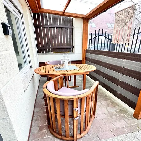 Marea Beniowskiego Ούστκα