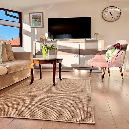 Marea Beniowskiego Ούστκα